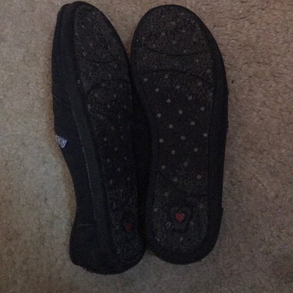 black “Bobs” - Picture 3 of 3